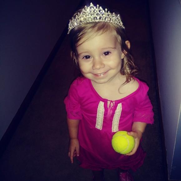 Meet your Posher, Erica - Picture 2 of 3